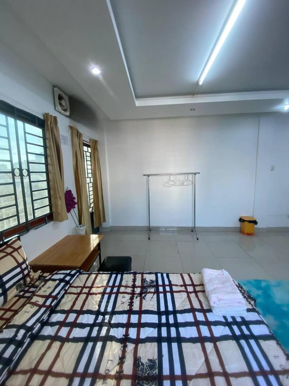 The Moonvine On 360 Daire Phnom Penh Dış mekan fotoğraf
