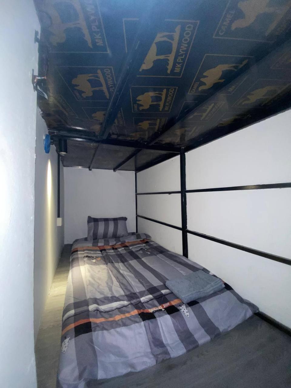 The Moonvine On 360 Daire Phnom Penh Dış mekan fotoğraf
